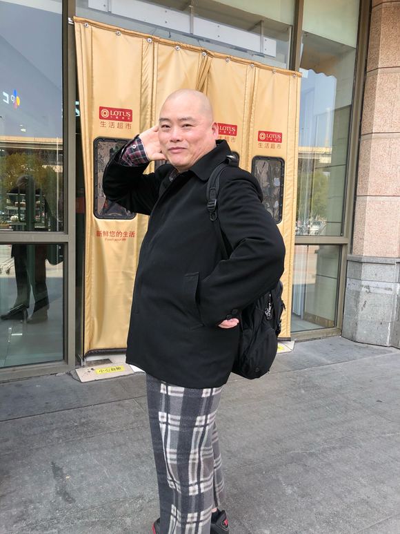 百度胖老师吧上海市公安局轨道交通分局石宇玉老师求救 微信抖音快手百度贴吧百科图片视频知道搜上海胖老师  ...